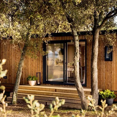 En Ou Mobil-home Chez Camp'in Pirellu Camping Porto-Vecchio (Corsica)