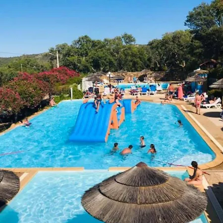 Camping En Ou Mobil-home Chez Camp'in Pirellu