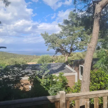 Camping En Ou Mobil-home Chez Camp'in Pirellu